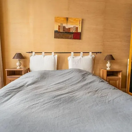 شقة Creative Artist's Retreat In باريس