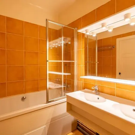 Creative Artist's Retreat In *