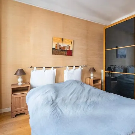 Creative Artist's Retreat In Apartamento París