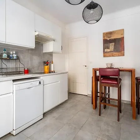 Creative Artist's Retreat In * París