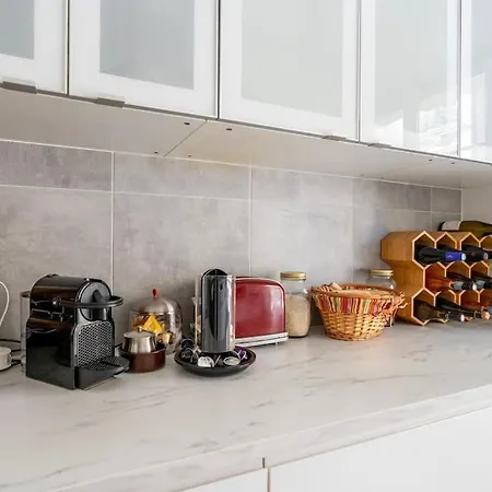 Creative Artist's Retreat In * Paříž